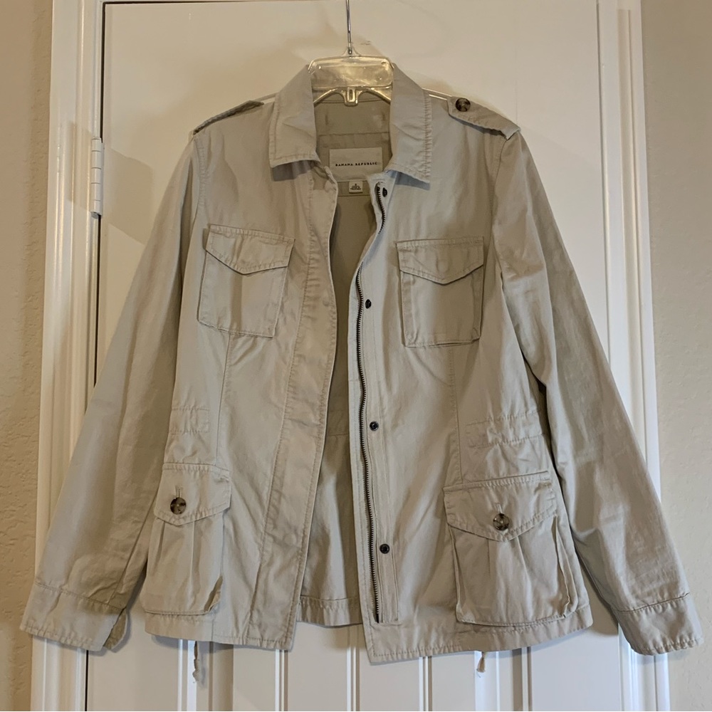 EUC Banana Republic 100% Cotton Women’s Lite Tan Military Utility Jacket l Small